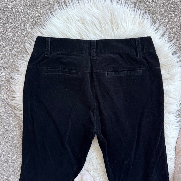 Ann Taylor Signature | Black Straight-Leg Corduroy Pants Size 2 - Picture 13 of 13